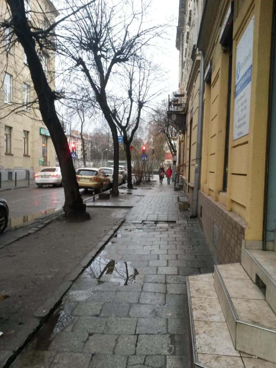 у львові